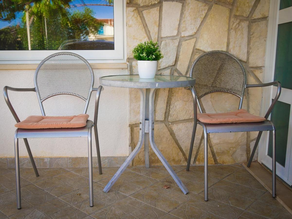 Apartments Roberta Novigrad Istria Εξωτερικό φωτογραφία
