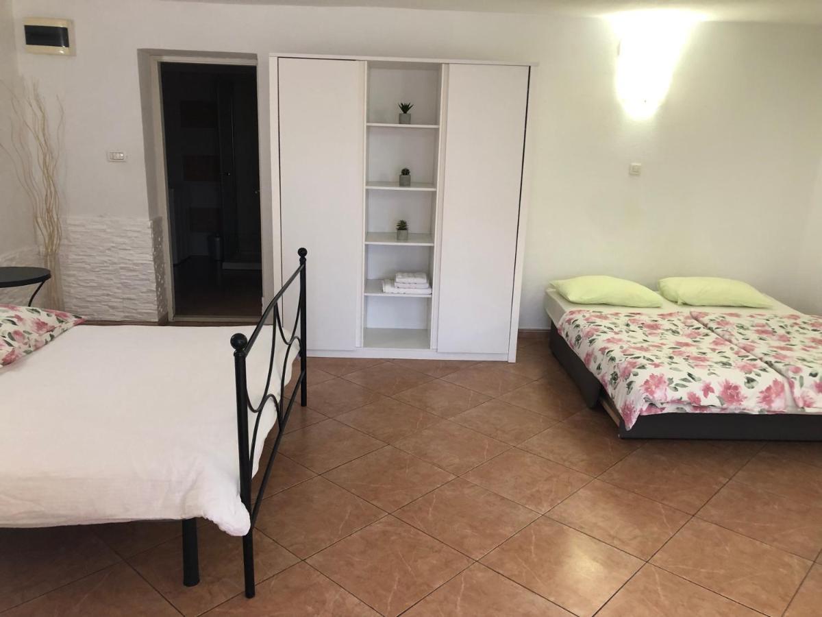 Apartments Roberta Novigrad Istria Εξωτερικό φωτογραφία