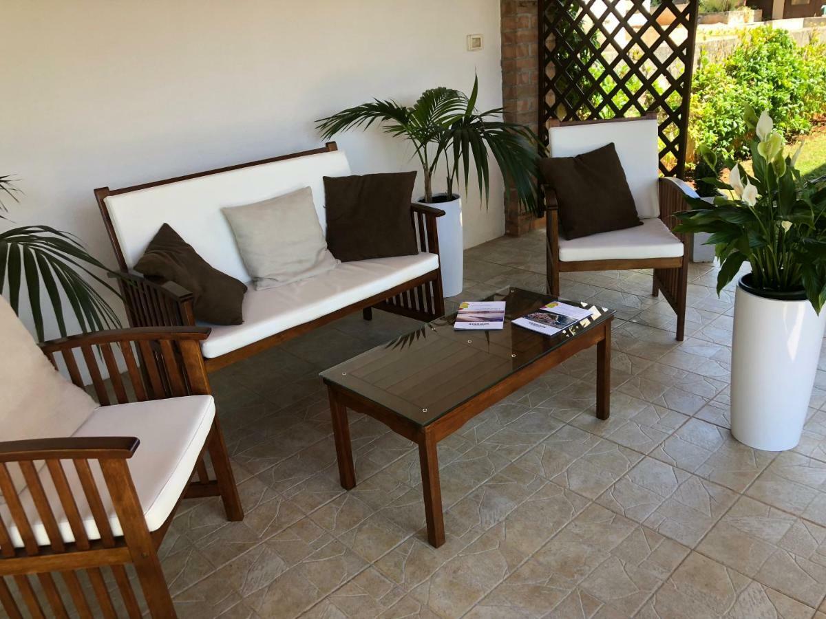 Apartments Roberta Novigrad Istria Εξωτερικό φωτογραφία